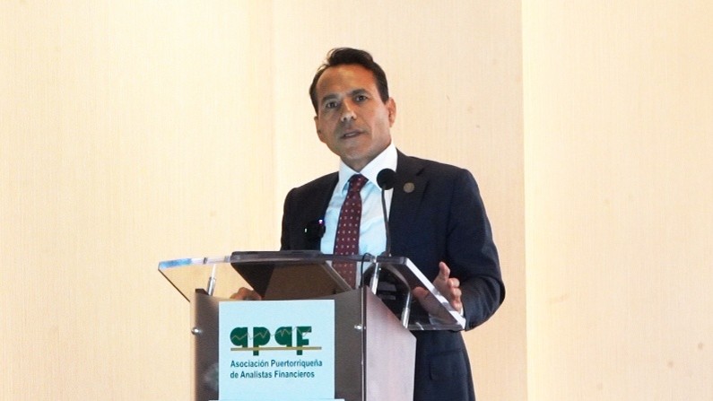 Robert F. Mujica, Jr. speaking at the APAF First Economic Congress